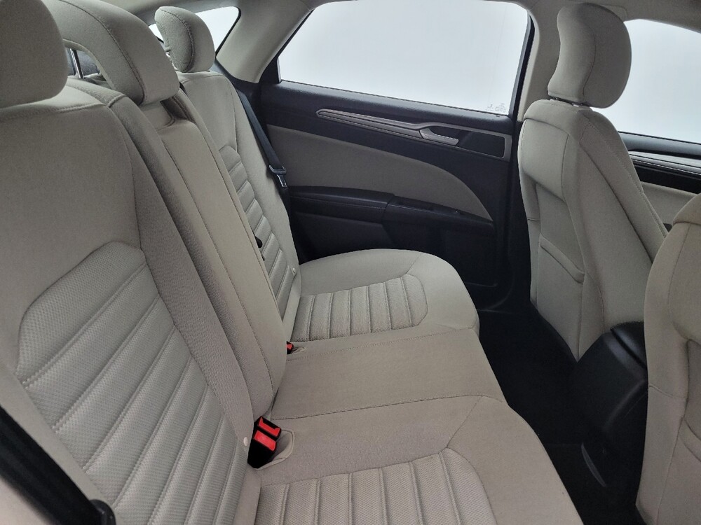 2018 Ford Fusion in Greenville, SC 29607 - 18079375 19