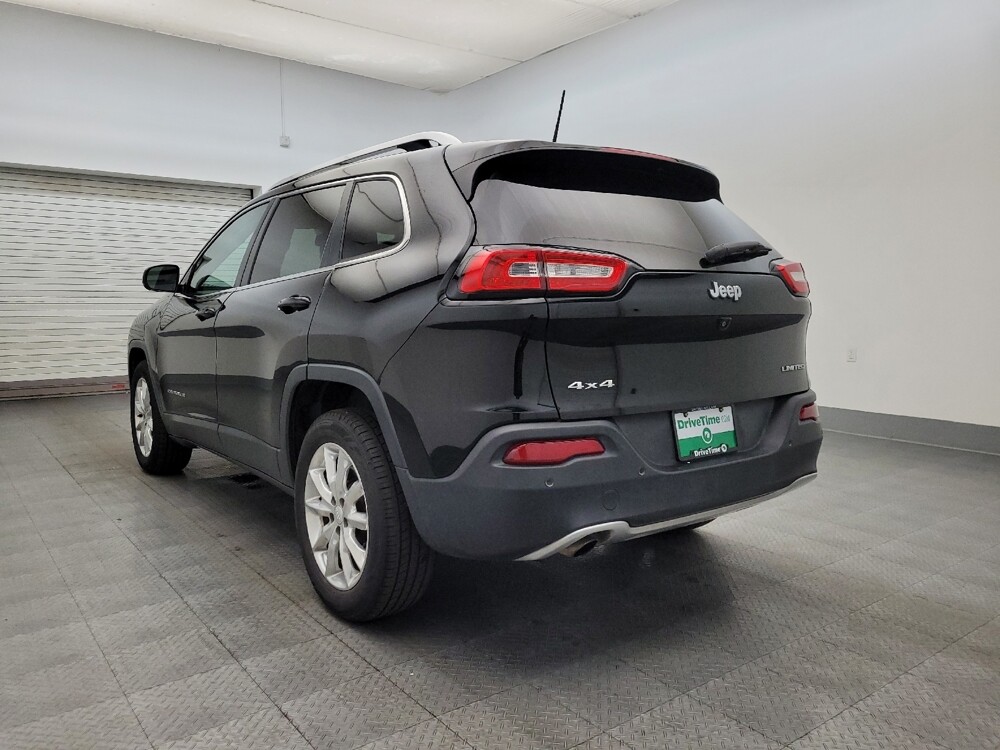 2017 Jeep Cherokee in Glendale, AZ 85301 - 18079384 5
