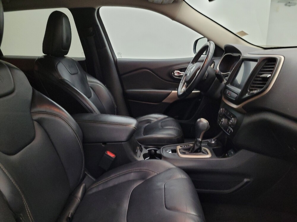 2017 Jeep Cherokee in Glendale, AZ 85301 - 18079384 21