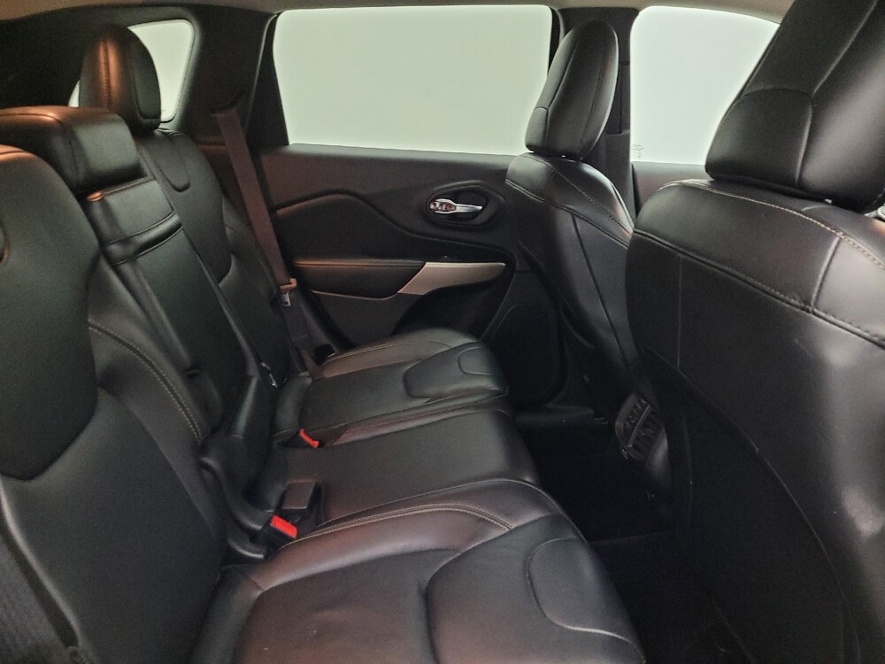 2017 Jeep Cherokee in Glendale, AZ 85301 - 18079384 19