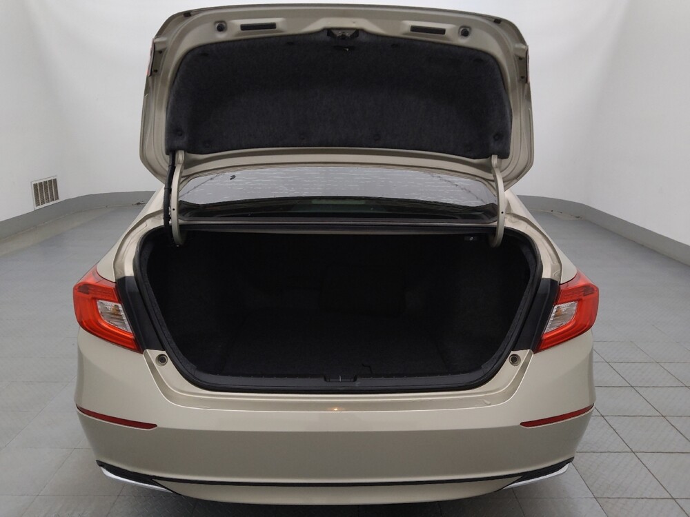 2019 Honda Accord in Tampa, FL 33619 - 18079387 29