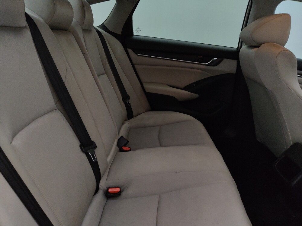 2019 Honda Accord in Tampa, FL 33619 - 18079387 19