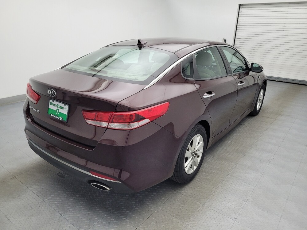 2018 Kia Optima in Greenville, SC 29607 - 18079411 9