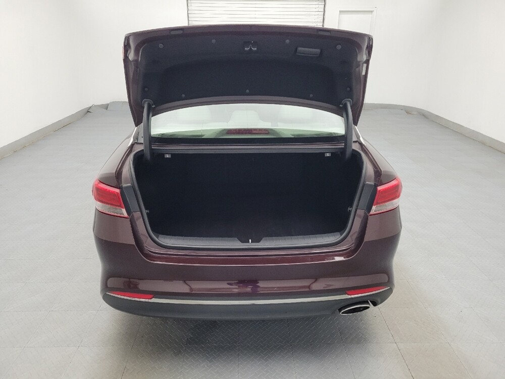 2018 Kia Optima in Greenville, SC 29607 - 18079411 29