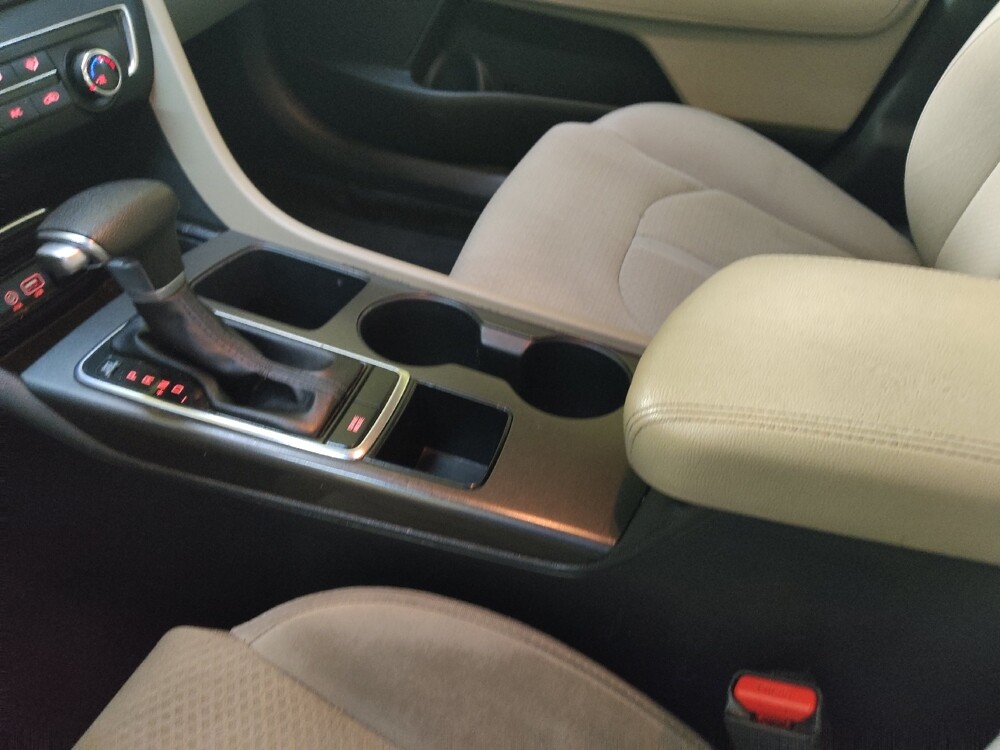 2018 Kia Optima in Greenville, SC 29607 - 18079411 26