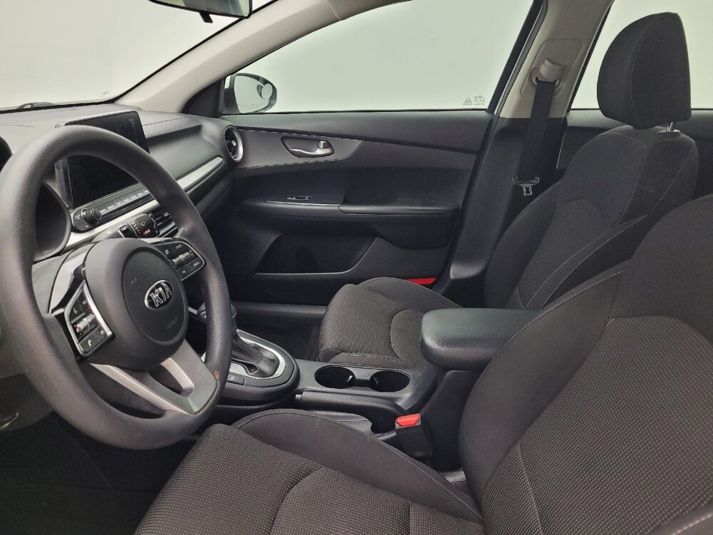 2019 Kia Forte in Greensboro, NC 27407 - 18079412 17