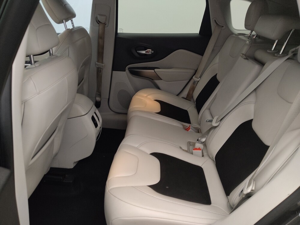 2020 Jeep Cherokee in Houston, TX 77074 - 18079432 18