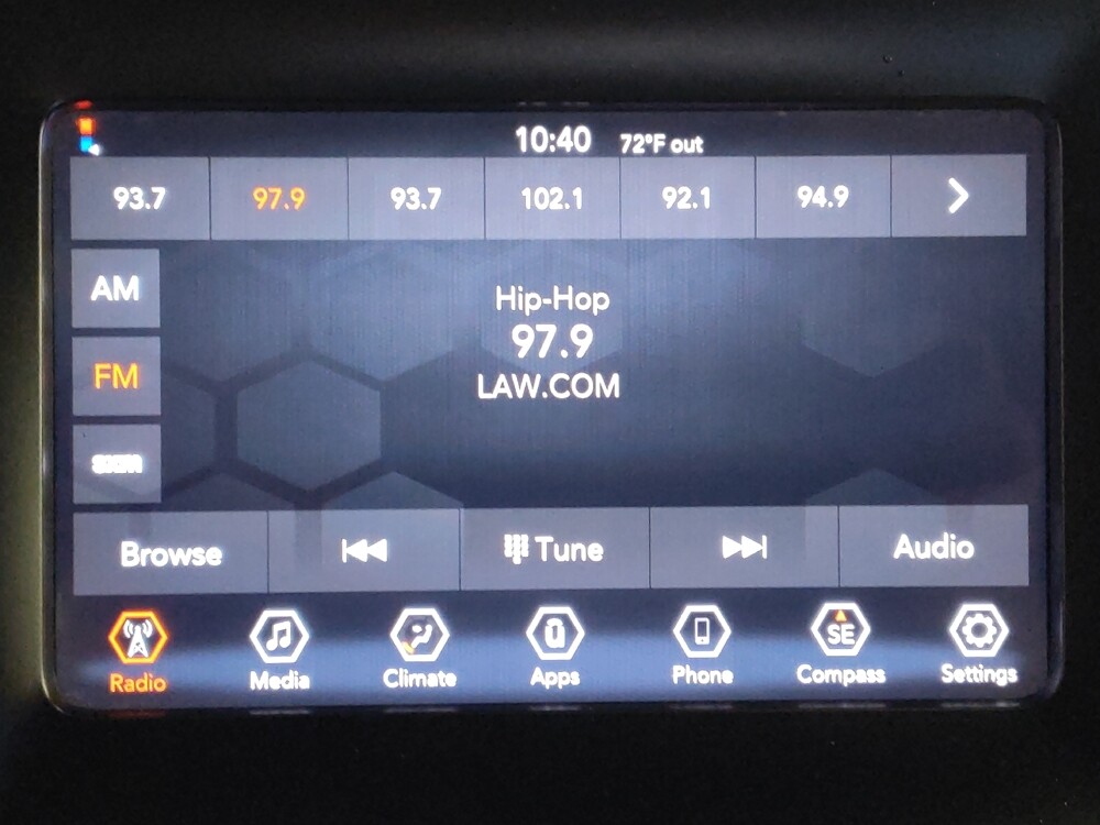 2020 Jeep Cherokee in Houston, TX 77074 - 18079432 25