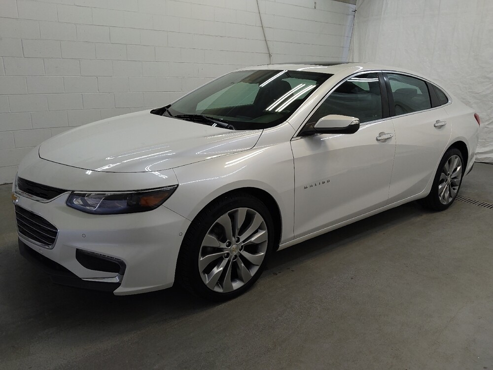 2018 Chevrolet Malibu in Fairfield, OH 45014 - 18079437 2