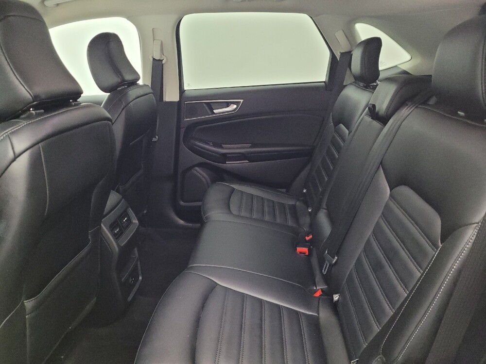 2022 Ford Edge in Cincinnati, OH 45255 - 18079442 18