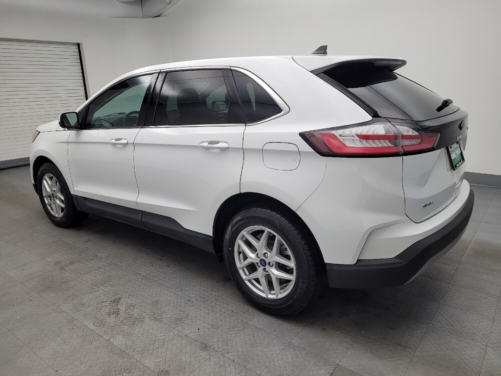 2022 Ford Edge in Cincinnati, OH 45255 - 18079442 3
