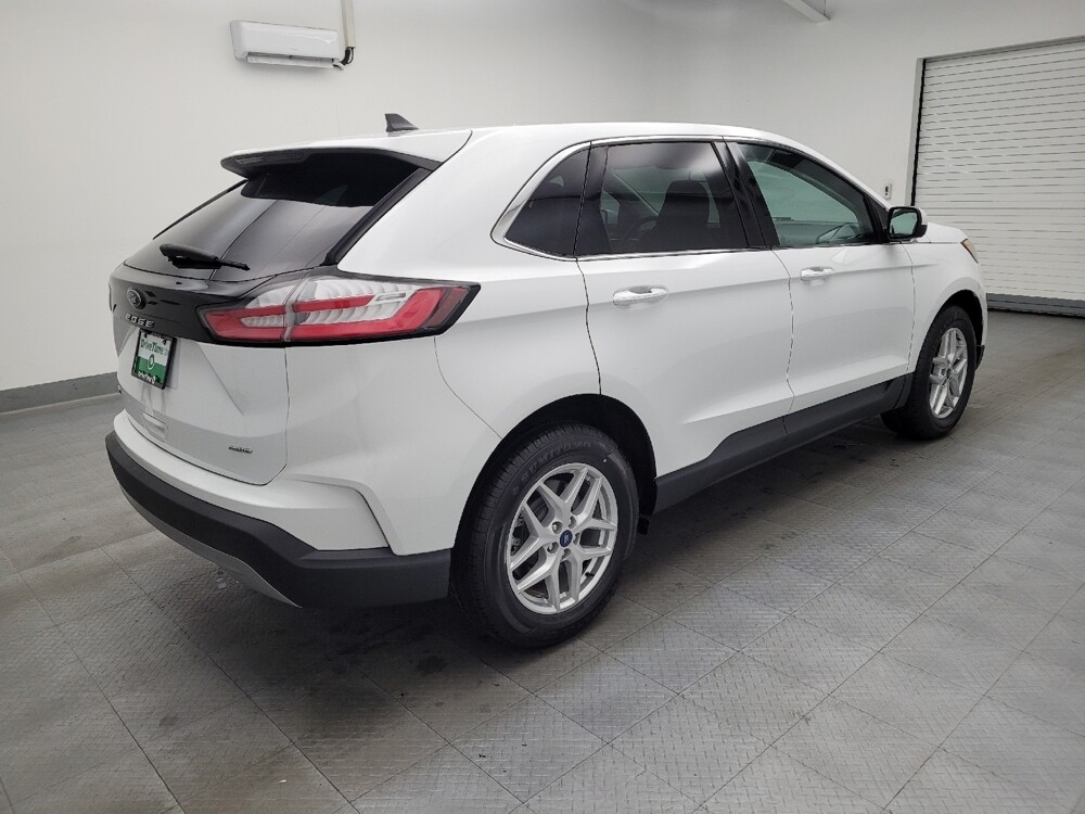 2022 Ford Edge in Cincinnati, OH 45255 - 18079442 10