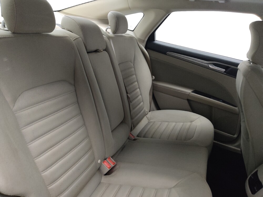 2018 Ford Fusion in Union City, GA 30291 - 18079450 19