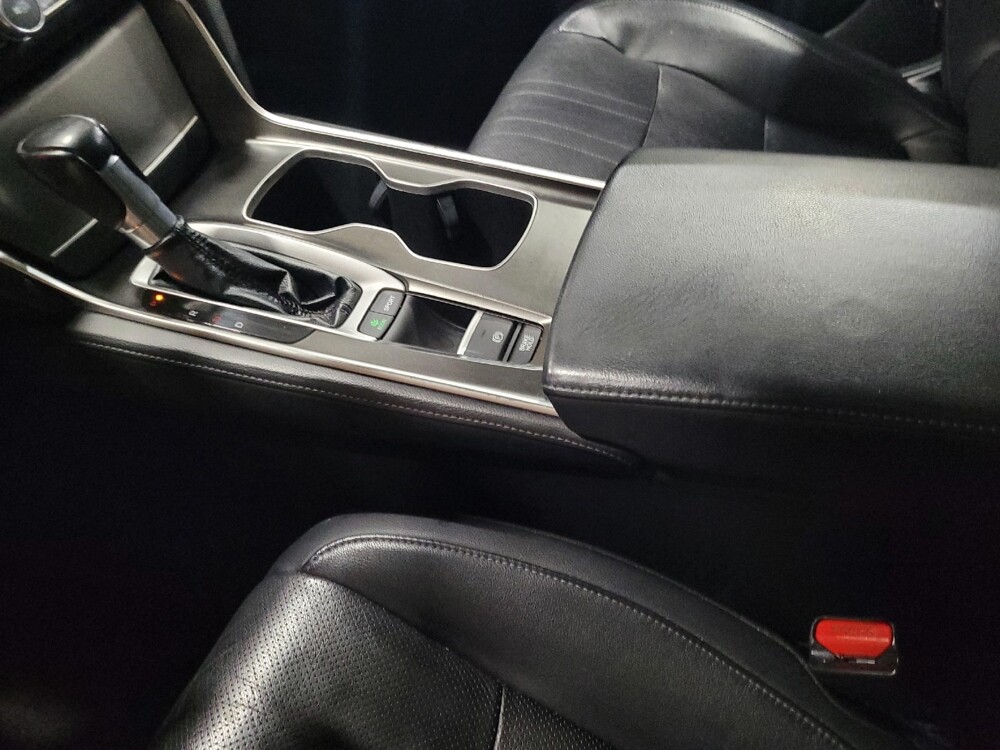 2018 Honda Accord in Laurel, MD 20724 - 18079454 26