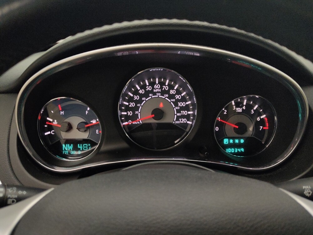 2013 Chrysler 200 in Gladstone, MO 64118 - 18079458 23