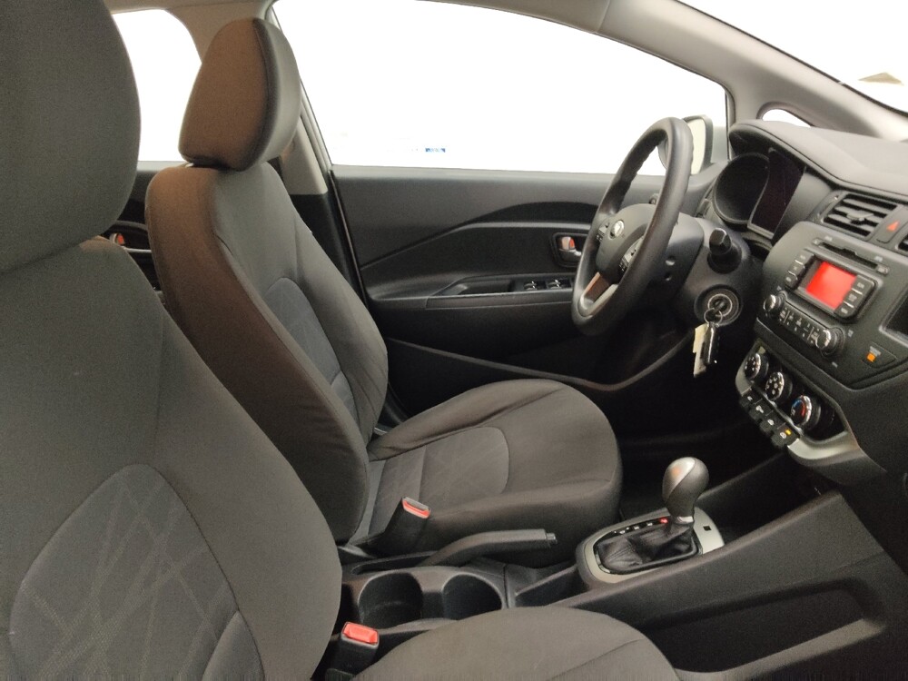 2014 Kia Rio in Midlothian, IL 60445 - 18079466 21