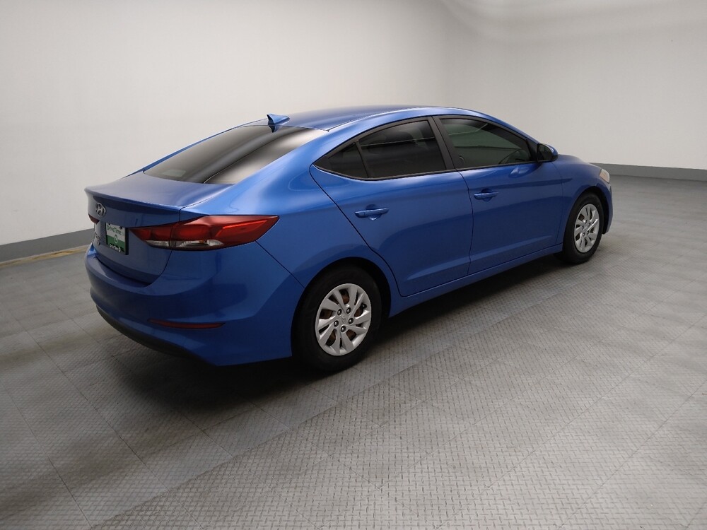2017 Hyundai Elantra in Midlothian, IL 60445 - 18079467 10