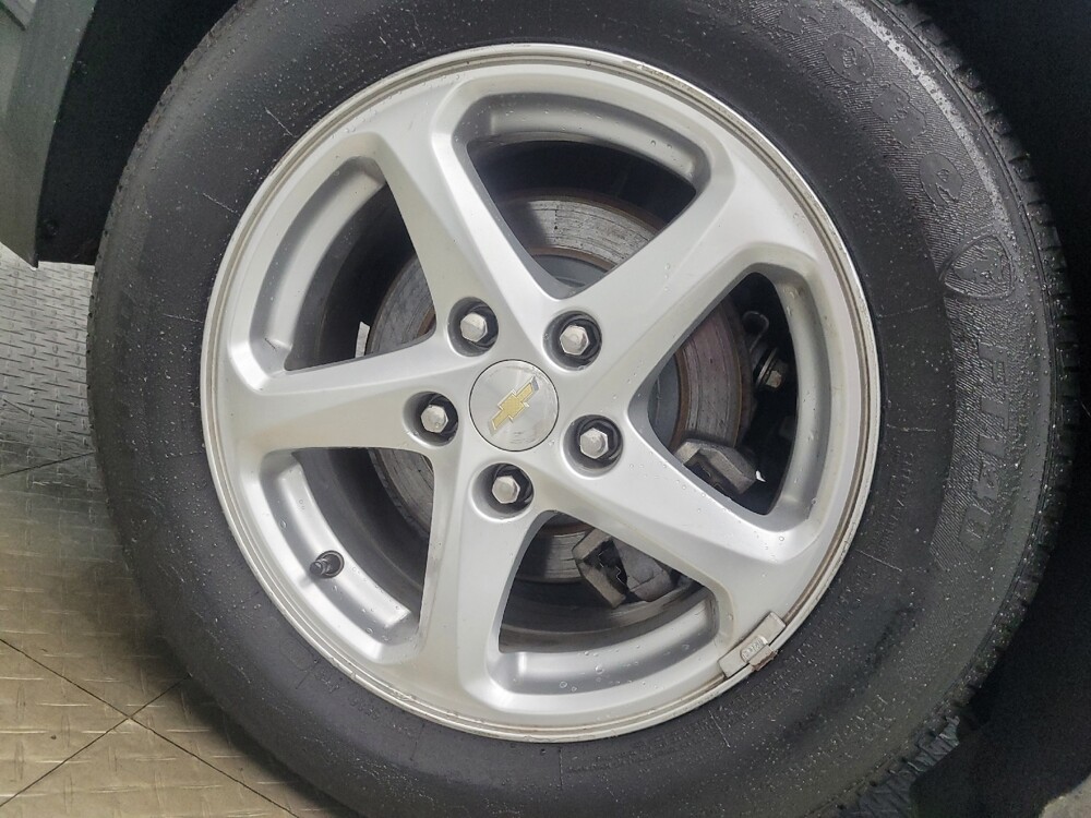 2018 Chevrolet Malibu in Highland, IN 46322 - 18079476 31