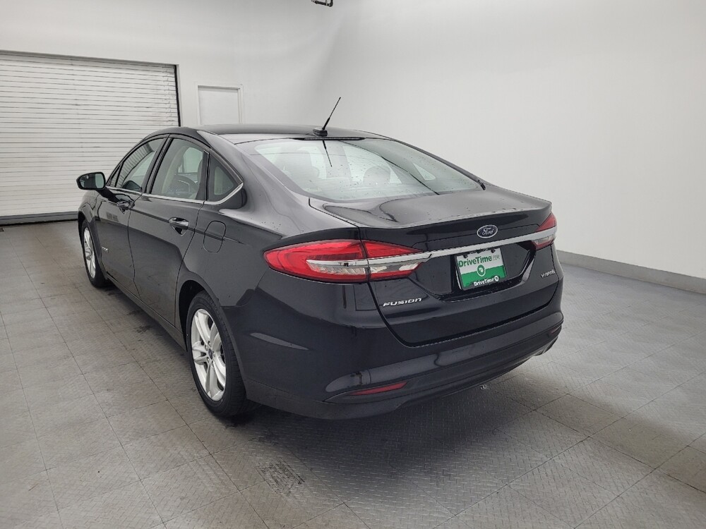 2018 Ford Fusion in Greenville, SC 29607 - 18079478 5
