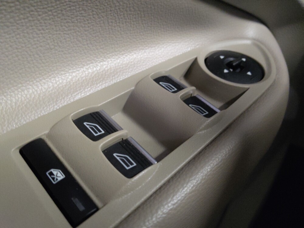 2019 Ford Escape in Phoenix, AZ 85015 - 18079481 27