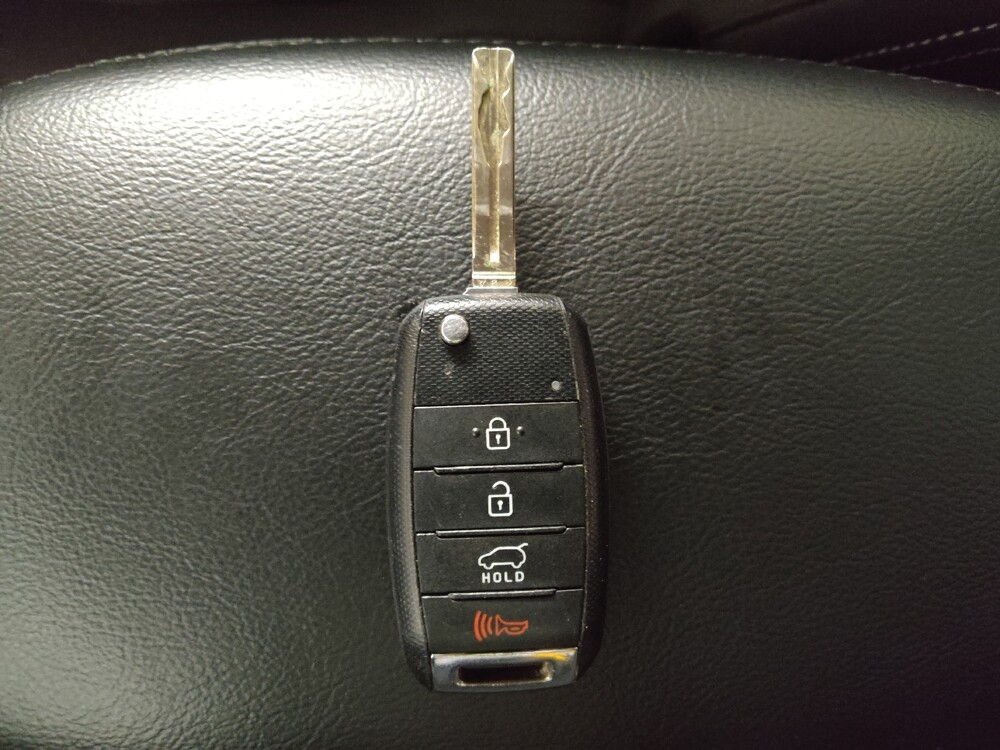 2016 Kia Soul in Duluth, GA 30096 - 18079483 32