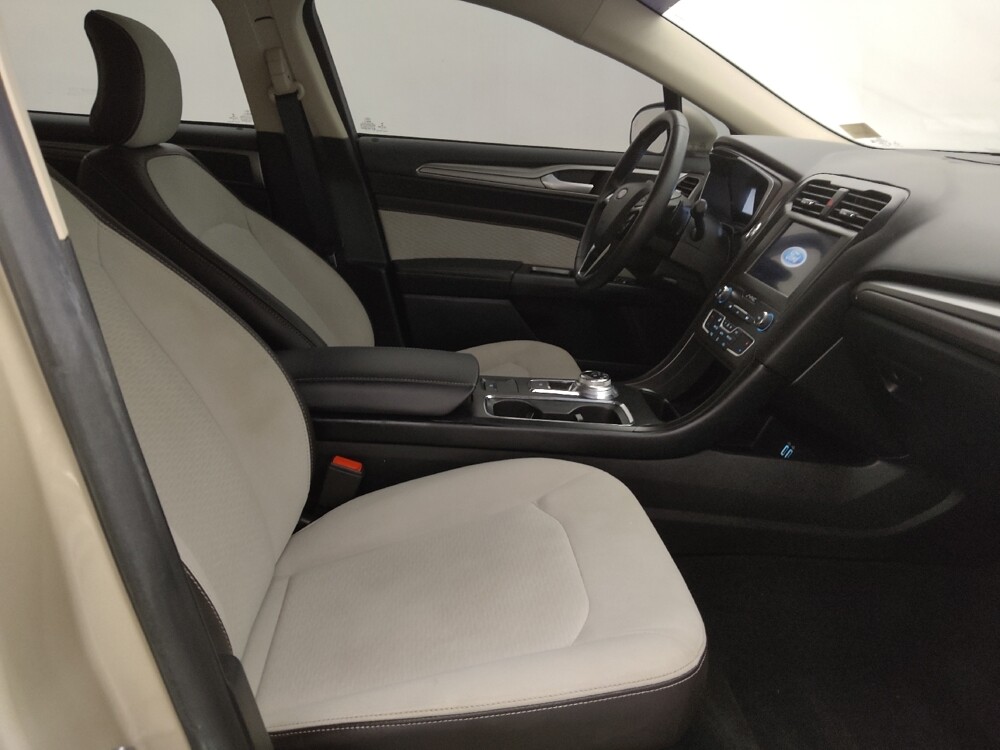 2019 Ford Fusion in Tampa, FL 33619 - 18079490 18