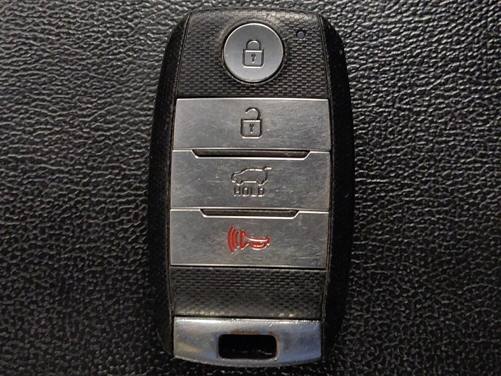 2017 Kia Sorento in Baton Rouge, LA 70816 - 18079497 32