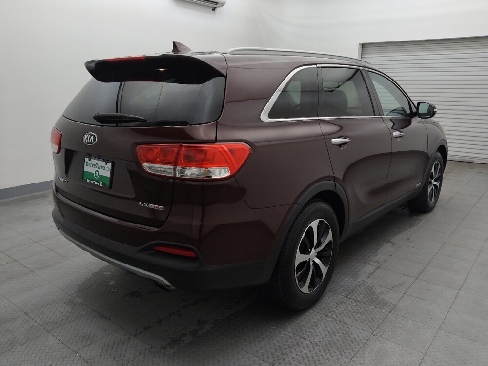2017 Kia Sorento in Baton Rouge, LA 70816 - 18079497 9