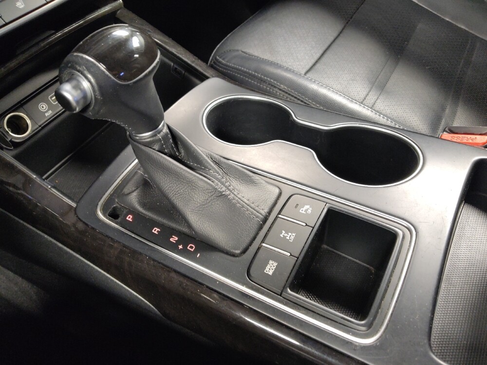 2017 Kia Sorento in Baton Rouge, LA 70816 - 18079497 26