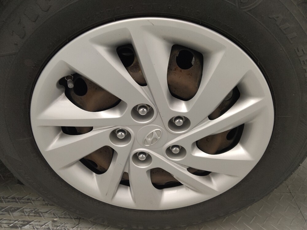 2019 Hyundai Elantra in Stone Mountain, GA 30083 - 18079505 31