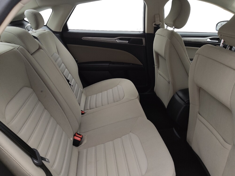 2018 Ford Fusion in Greenville, SC 29607 - 18079510 19