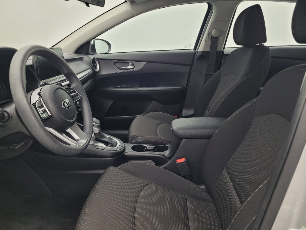 2019 Kia Forte in Marietta, GA 30062 - 18079515 17