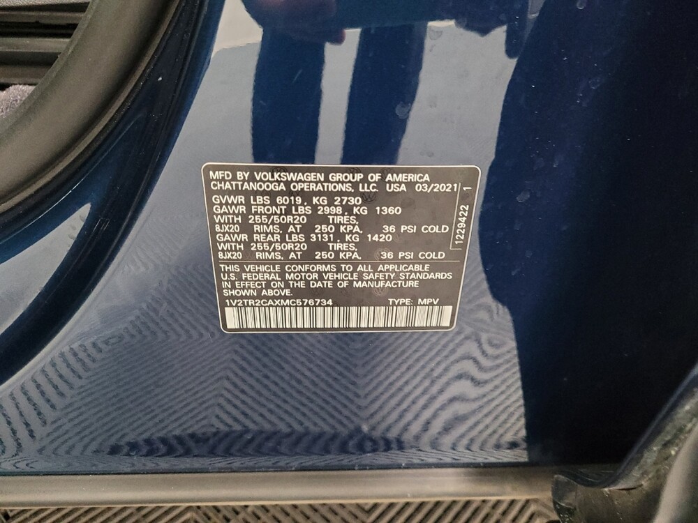 2021 Volkswagen Atlas in Plymouth Meeting, PA 19462 - 18079526 33