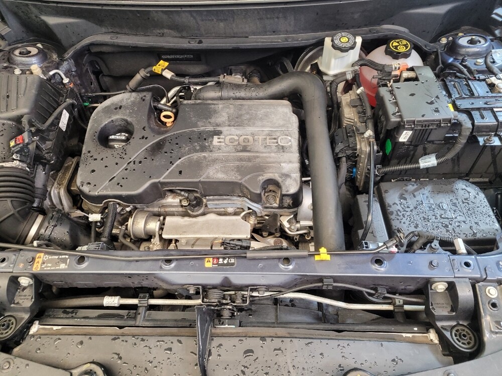 2019 Chevrolet Equinox in Cincinnati, OH 45255 - 18079540 30