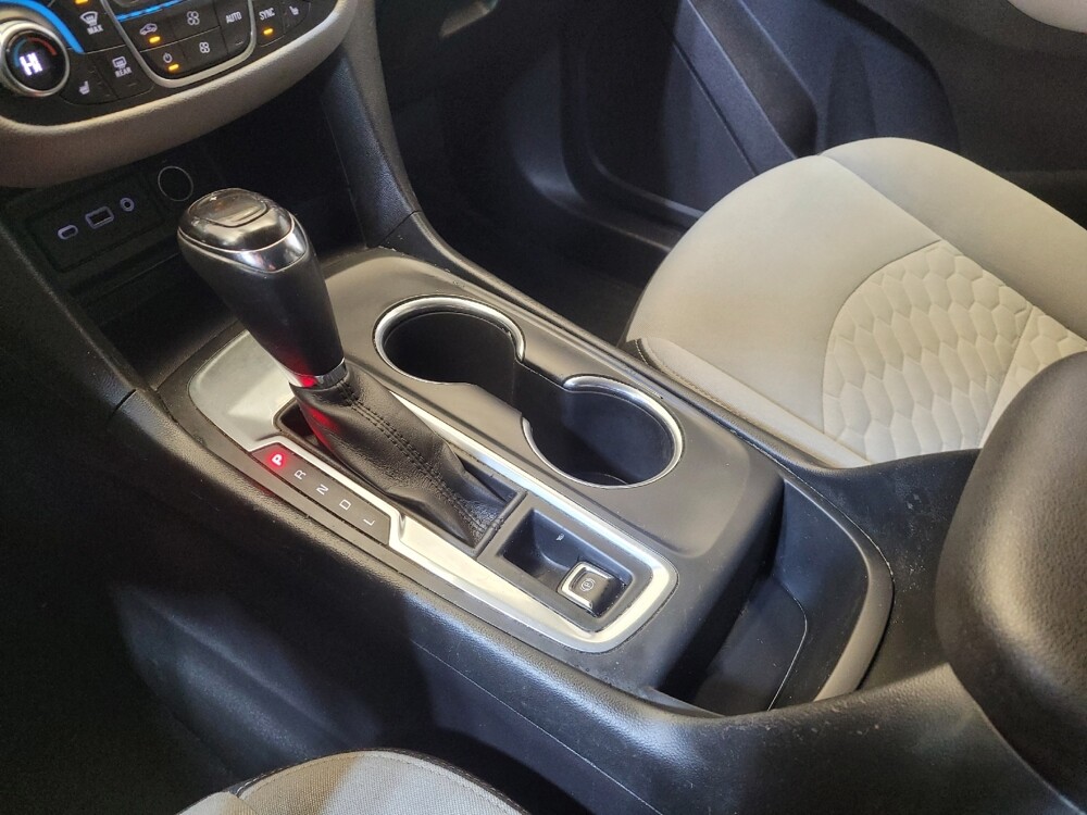 2019 Chevrolet Equinox in Cincinnati, OH 45255 - 18079540 26