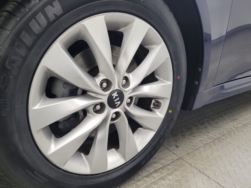 2018 Kia Optima in Savannah, GA 31419 - 18079545 31