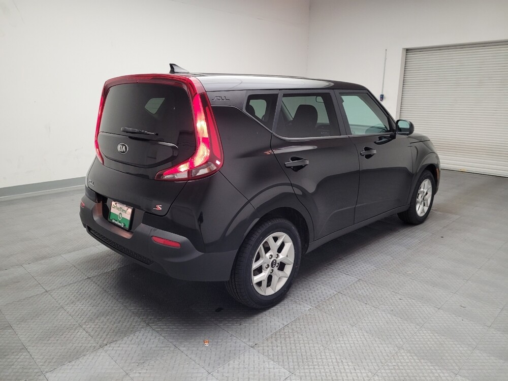 2021 Kia Soul in Riverside, CA 92504 - 18079547 9