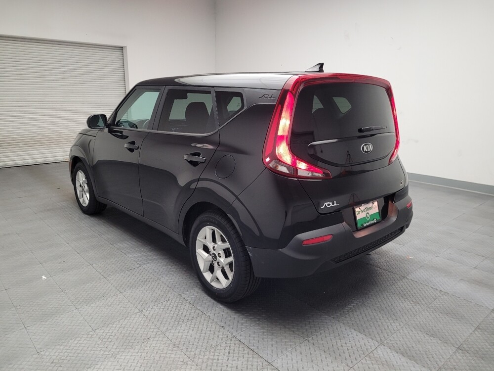 2021 Kia Soul in Riverside, CA 92504 - 18079547 5