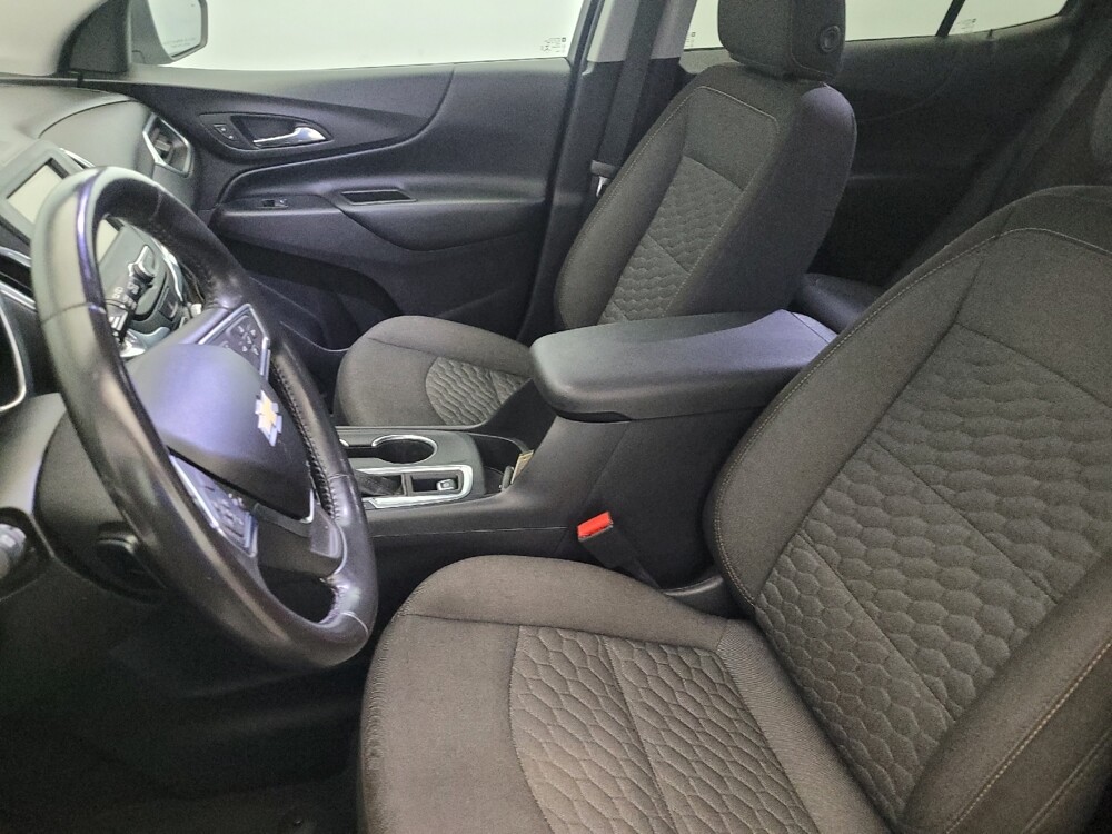 2019 Chevrolet Equinox in Plymouth Meeting, PA 19462 - 18079565 17