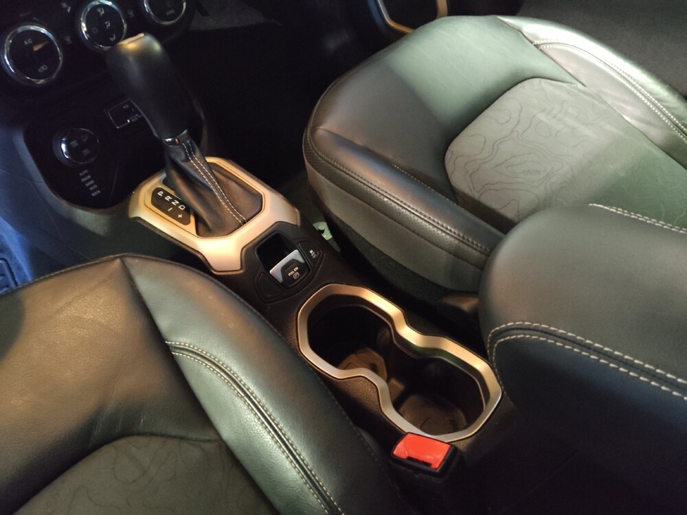 2017 Jeep Renegade in Miami, FL 33157 - 18079574 26