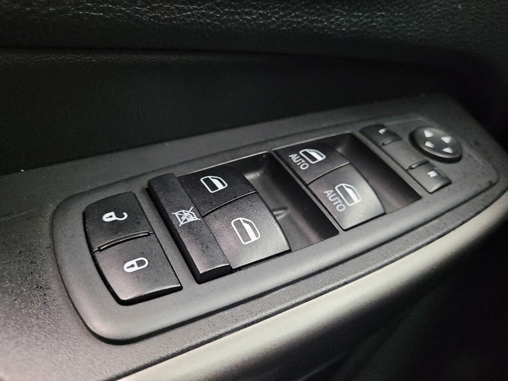 2020 Jeep Cherokee in Antioch, TN 37013 - 18079580 27