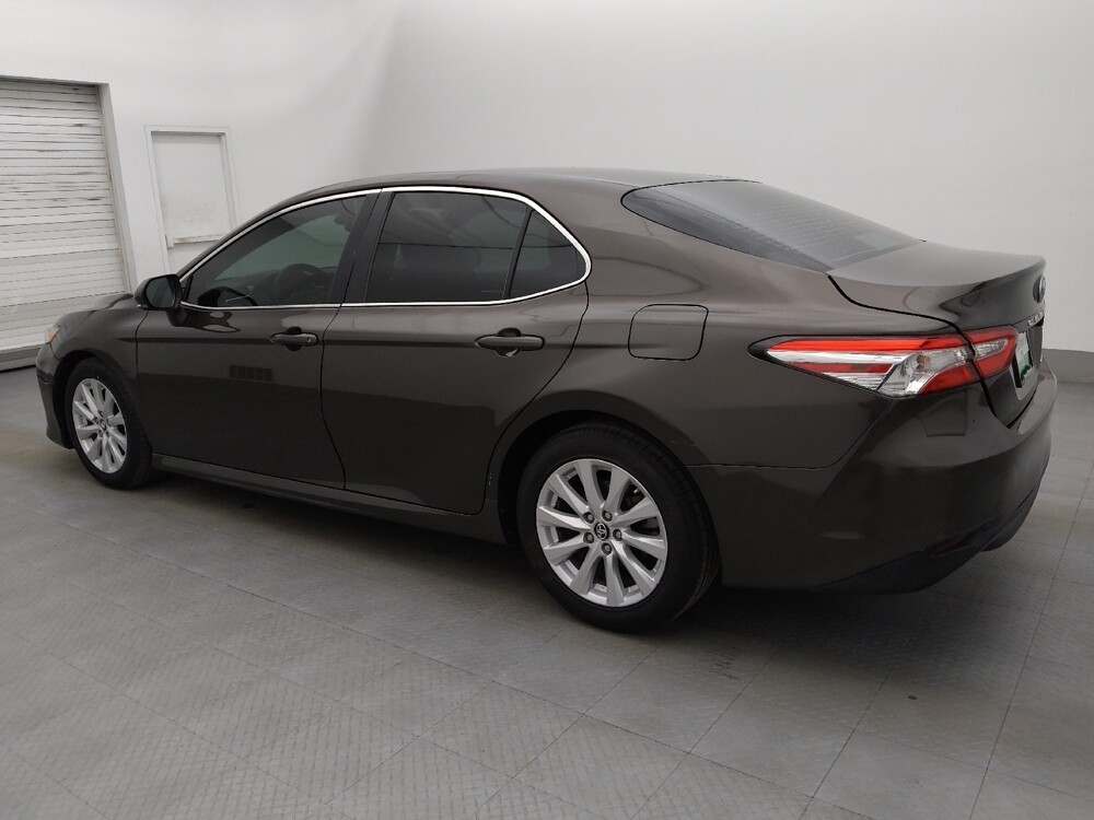 2018 Toyota Camry in Clearwater, FL 33764 - 18079581 3