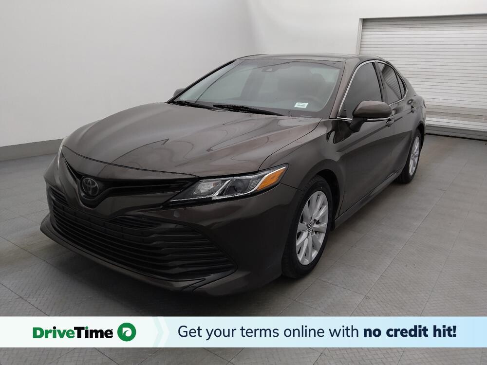 2018 Toyota Camry in Clearwater, FL 33764 - 18079581