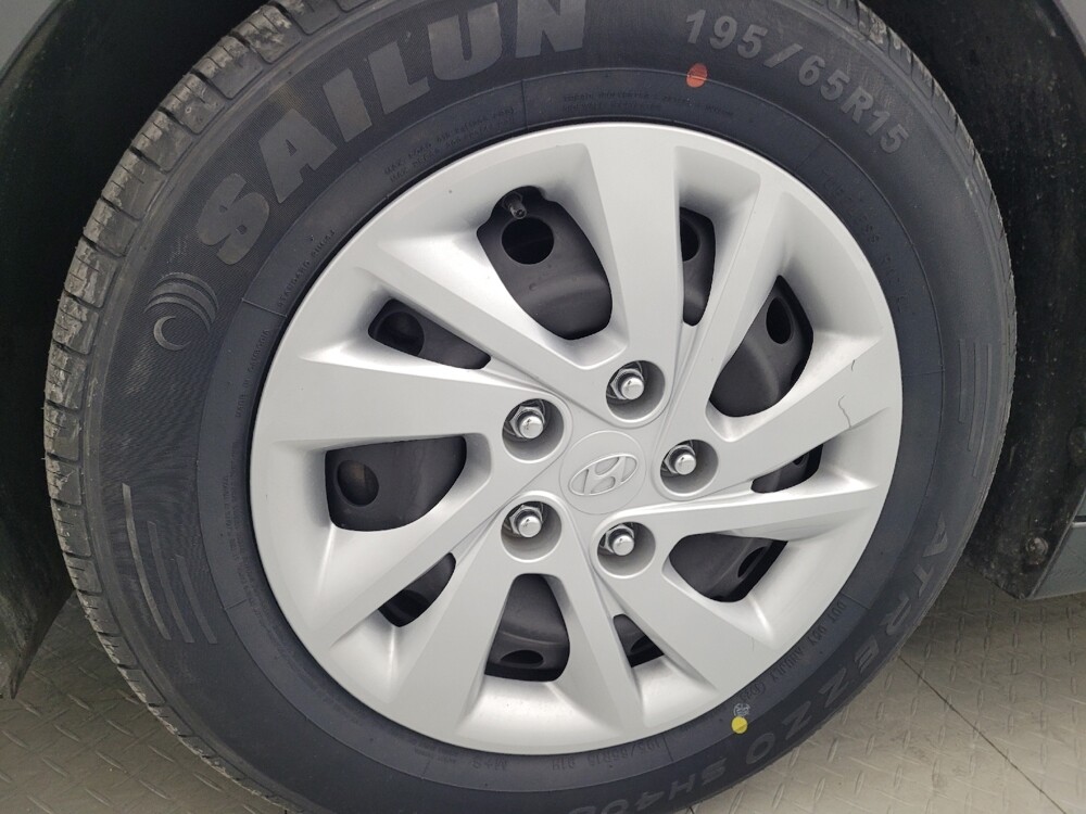 2020 Hyundai Elantra in Clearwater, FL 33764 - 18079582 31