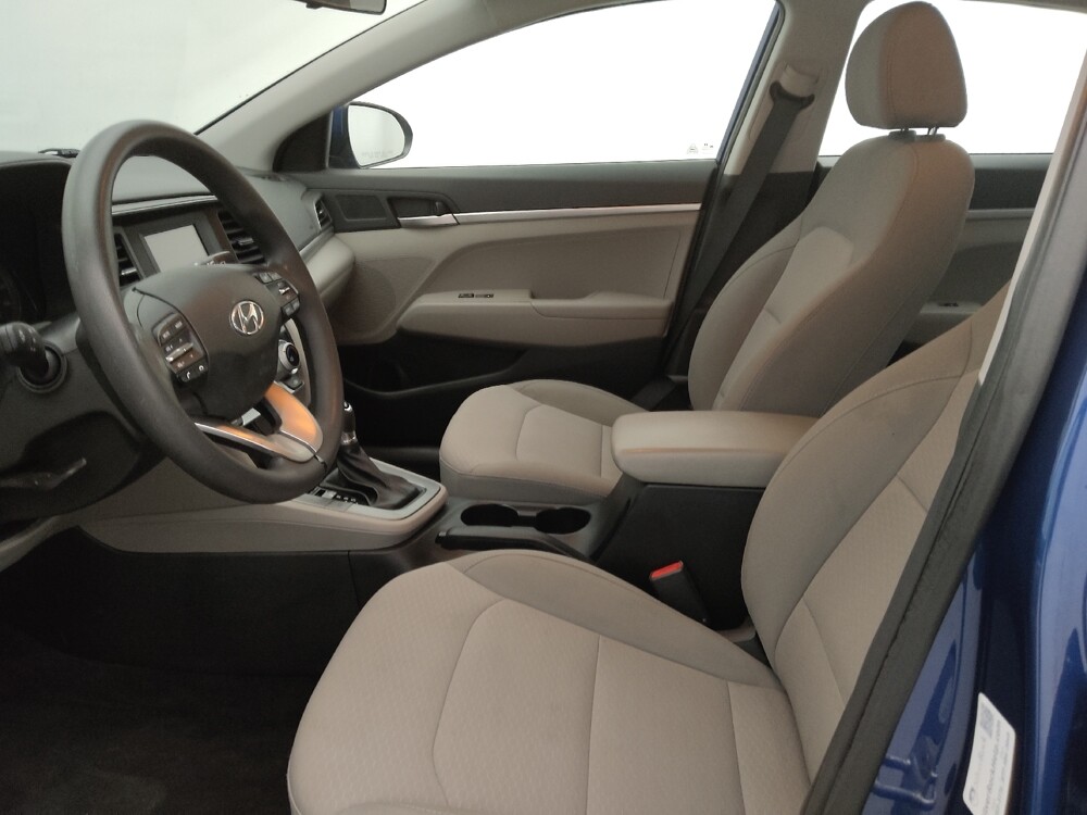 2019 Hyundai Elantra in Clearwater, FL 33764 - 18079583 17