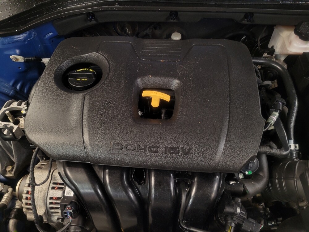 2019 Hyundai Elantra in Clearwater, FL 33764 - 18079583 30