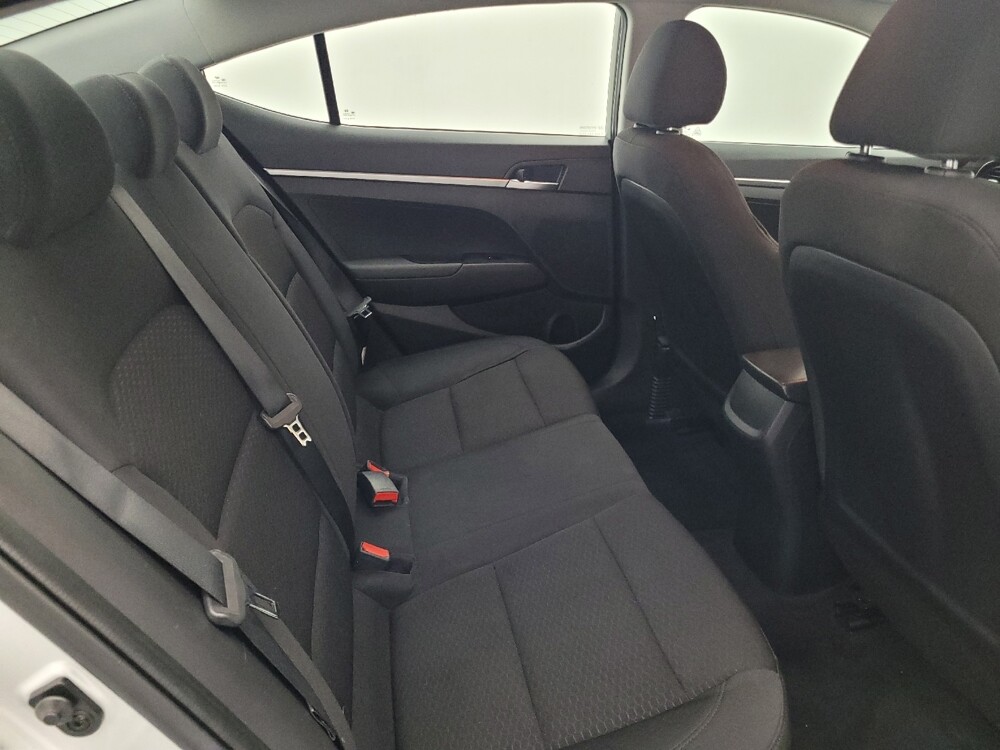 2020 Hyundai Elantra in Clearwater, FL 33764 - 18079585 19