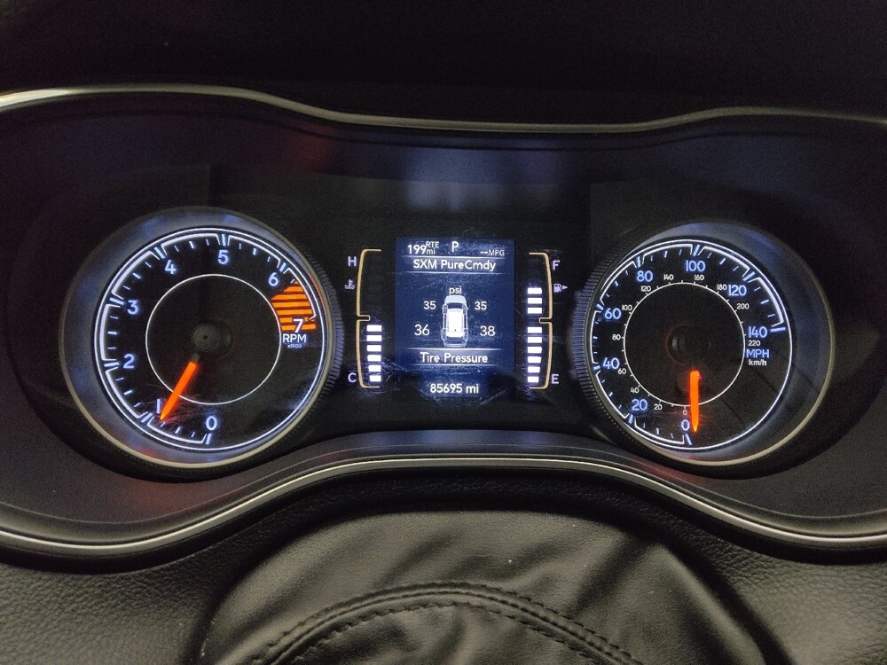 2019 Jeep Cherokee in Lakewood, CO 80215 - 18079599 23