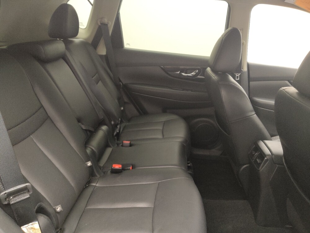 2019 Nissan Rogue in Lakewood, CO 80215 - 18079601 19