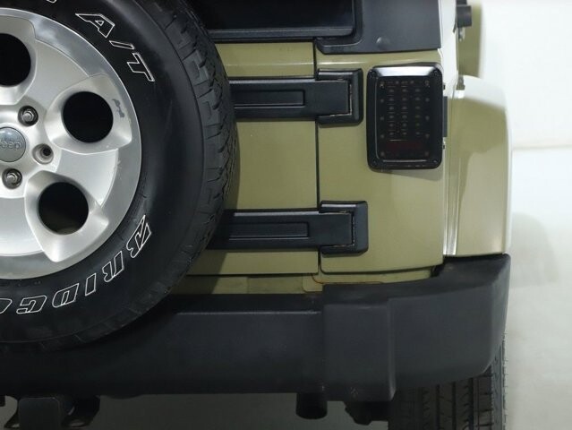 2013 Jeep Wrangler in Bedford, OH 44146 - 18079608 42